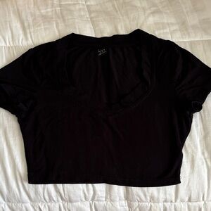 SHEIN Black Scoop Neck Crop Top